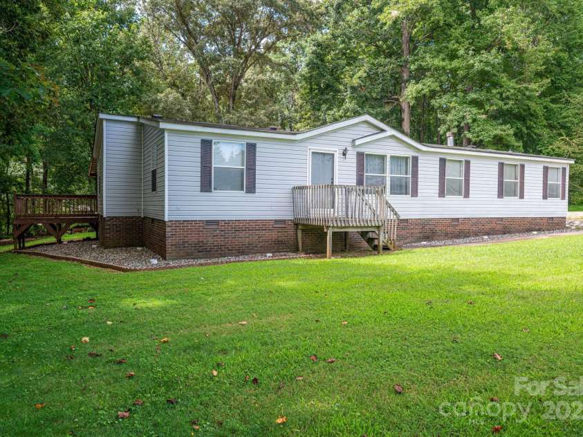 2068 Kollege Lane, Crouse, NC 28033.  MLS# CAR4296113, YatesRealty ID 35127. 