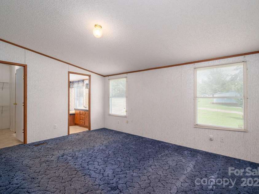 2068 Kollege Lane, Crouse, NC 28033.  MLS# CAR4296113, YatesRealty ID 35127. 