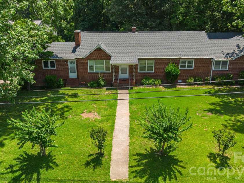 3836 York Street, Sharon, SC 29742.  MLS# CAR4399604, YatesRealty ID 35129. 