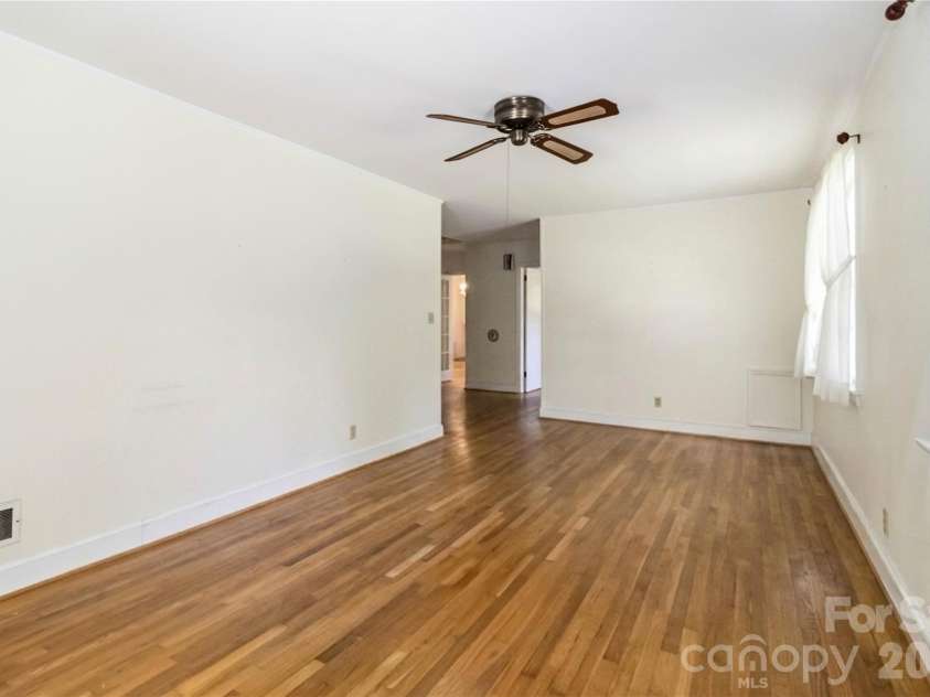 3836 York Street, Sharon, SC 29742.  MLS# CAR4399604, YatesRealty ID 35129. 