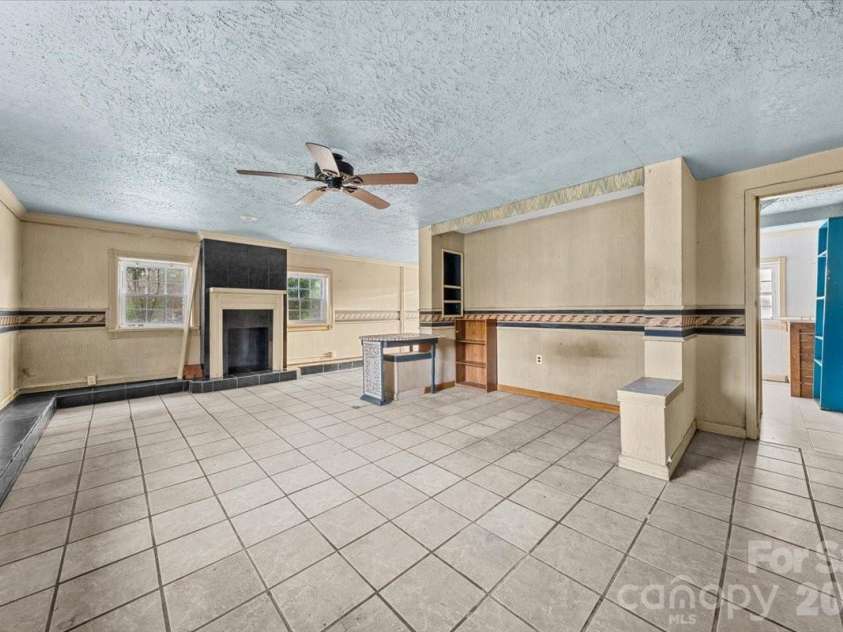 444 Craven Street, Star, NC 27356.  MLS# CAR4342573, YatesRealty ID 3513. 