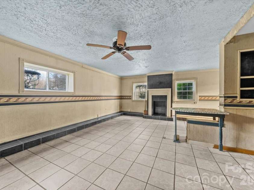 444 Craven Street, Star, NC 27356.  MLS# CAR4342573, YatesRealty ID 3513. 