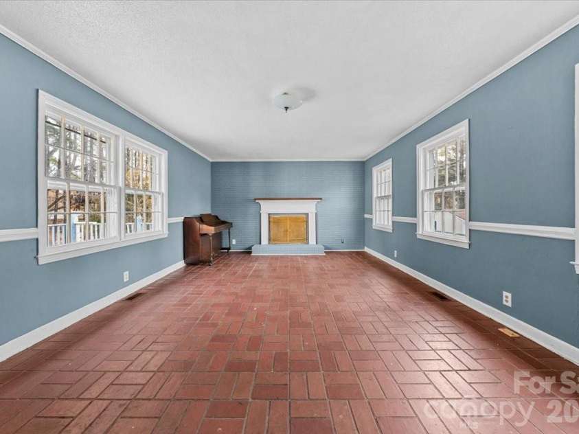 444 Craven Street, Star, NC 27356.  MLS# CAR4342573, YatesRealty ID 3513. 