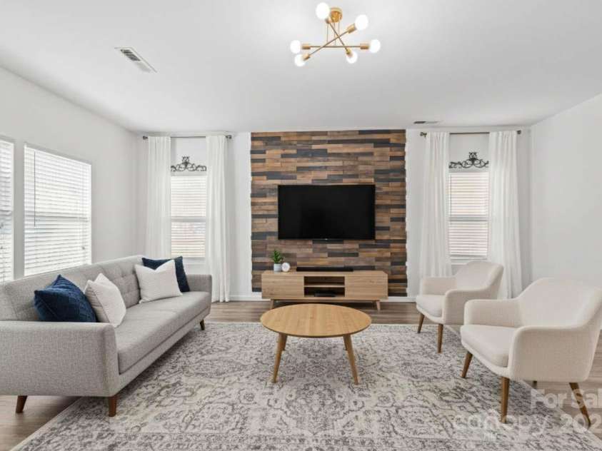 7323 Reece Valley Court, Charlotte, NC 28227.  MLS# CAR4329291, YatesRealty ID 3513. 