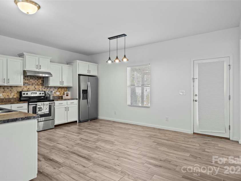 7323 Reece Valley Court, Charlotte, NC 28227.  MLS# CAR4329291, YatesRealty ID 3513. 