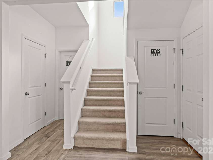 7323 Reece Valley Court, Charlotte, NC 28227.  MLS# CAR4329291, YatesRealty ID 3513. 