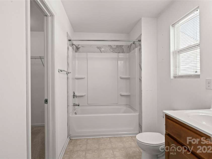 7323 Reece Valley Court, Charlotte, NC 28227.  MLS# CAR4329291, YatesRealty ID 3513. 