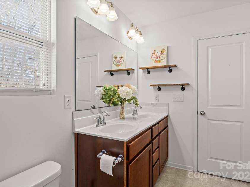 7323 Reece Valley Court, Charlotte, NC 28227.  MLS# CAR4329291, YatesRealty ID 3513. 