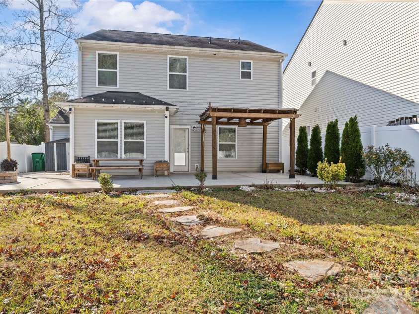 7323 Reece Valley Court, Charlotte, NC 28227.  MLS# CAR4329291, YatesRealty ID 3513. 