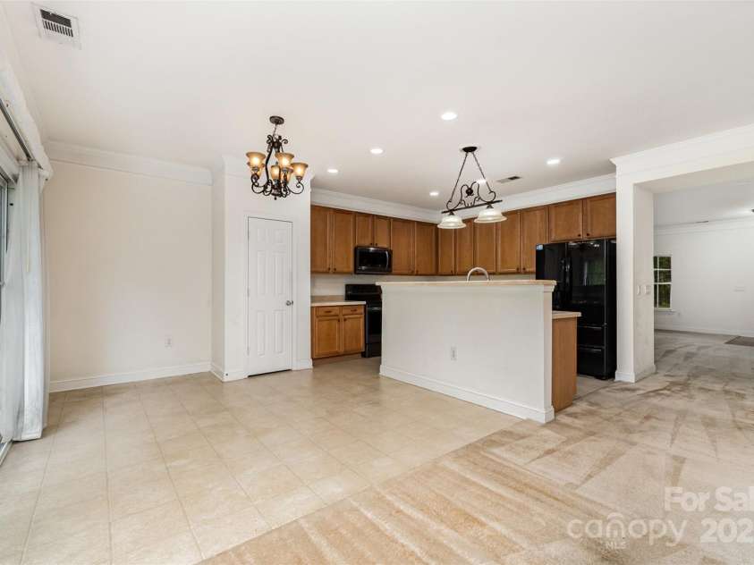 7031 Woodbridge Valley Circle, Mint Hill, NC 28227.  MLS# CAR4252900, YatesRealty ID 35131. 
