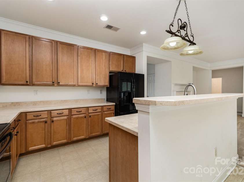 7031 Woodbridge Valley Circle, Mint Hill, NC 28227.  MLS# CAR4252900, YatesRealty ID 35131. 