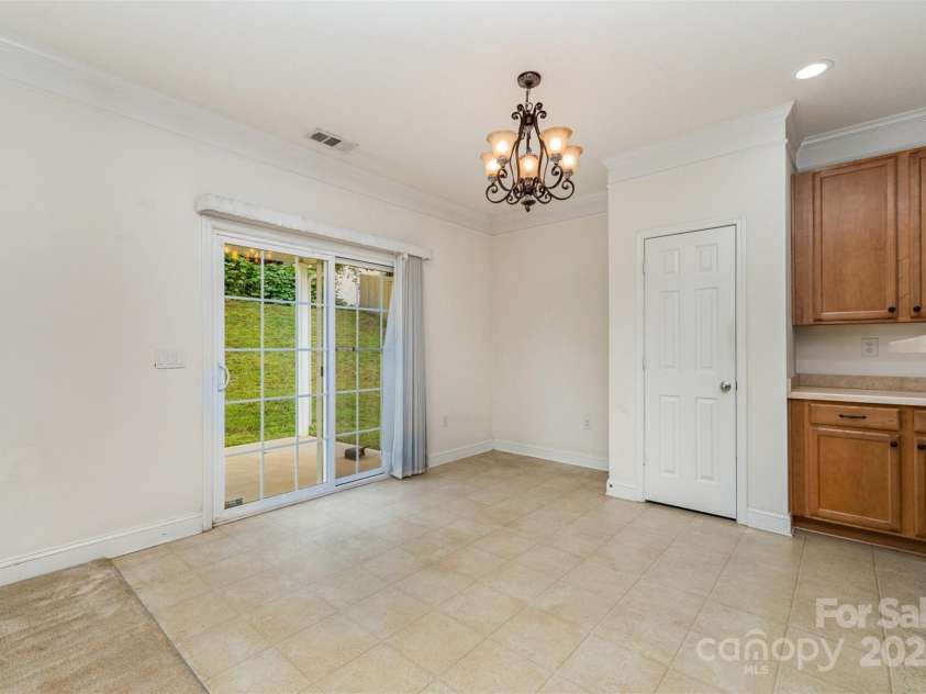7031 Woodbridge Valley Circle, Mint Hill, NC 28227.  MLS# CAR4252900, YatesRealty ID 35131. 