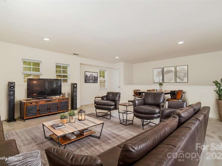 7031 Woodbridge Valley Circle, Mint Hill, NC 28227.  MLS# CAR4252900, YatesRealty ID 35131. 