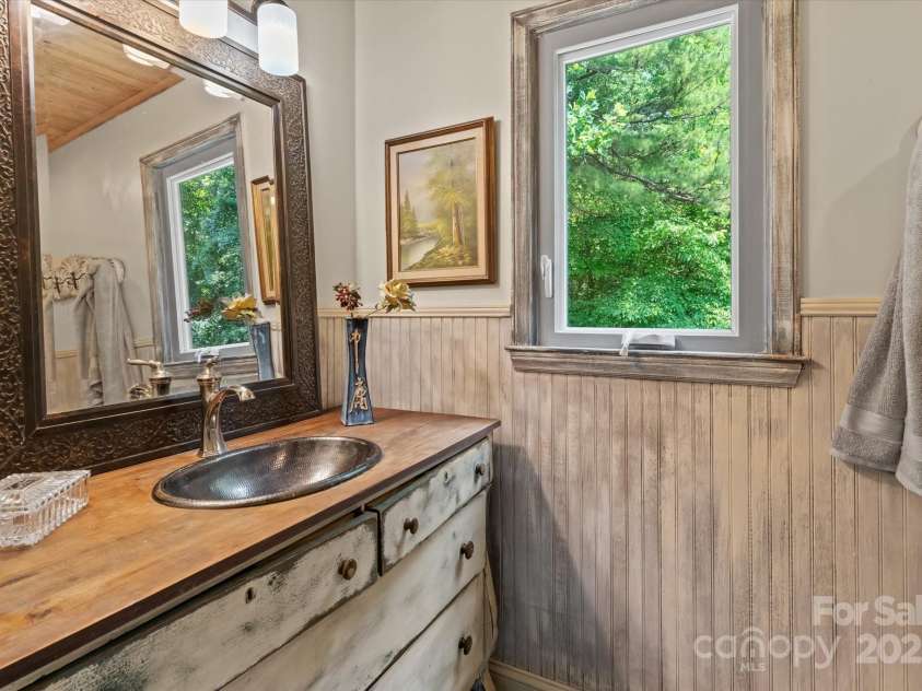 724 Teeter Road, Mooresville, NC 28115.  MLS# CAR4276368, YatesRealty ID 35132. 