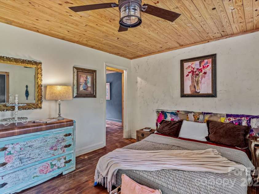 724 Teeter Road, Mooresville, NC 28115.  MLS# CAR4276368, YatesRealty ID 35132. 