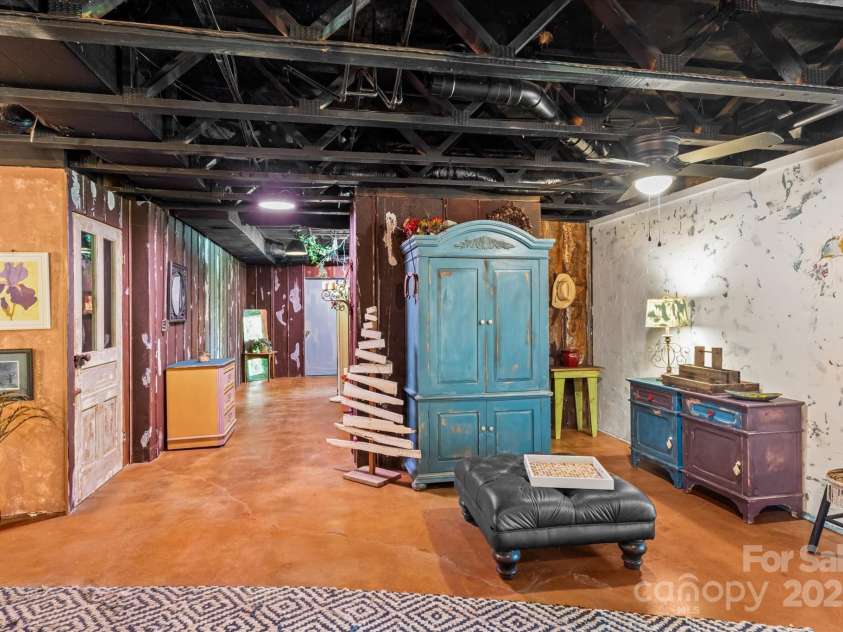 724 Teeter Road, Mooresville, NC 28115.  MLS# CAR4276368, YatesRealty ID 35132. 