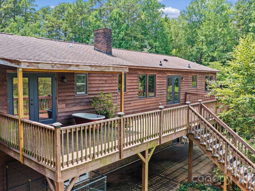 724 Teeter Road, Mooresville, NC 28115.  MLS# CAR4276368, YatesRealty ID 35132. 
