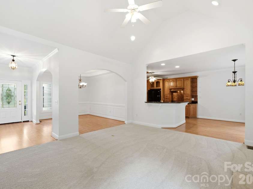 330 Camelot Road, Salisbury, NC 28147.  MLS# CAR4395442, YatesRealty ID 35134. 