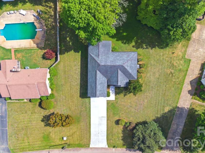 330 Camelot Road, Salisbury, NC 28147.  MLS# CAR4395442, YatesRealty ID 35134. 