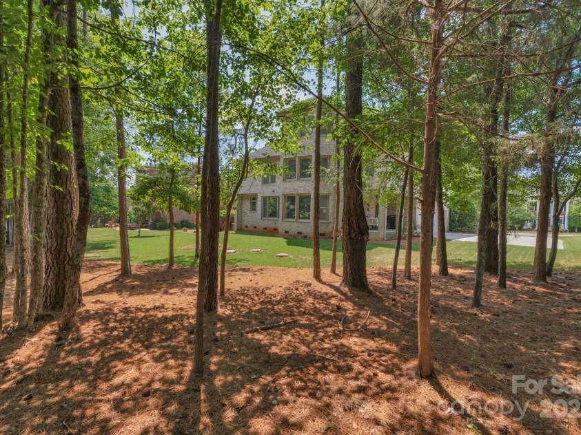 7300 Stonehaven Drive, Waxhaw, NC 28173.  MLS# CAR4281418, YatesRealty ID 35134. 
