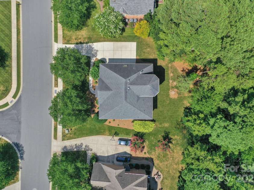 7300 Stonehaven Drive, Waxhaw, NC 28173.  MLS# CAR4281418, YatesRealty ID 35134. 