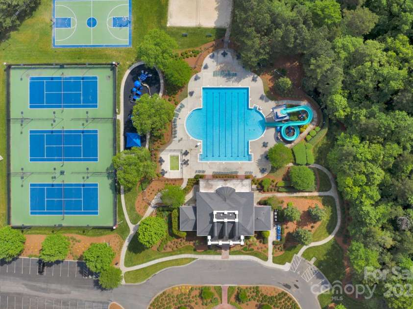 7300 Stonehaven Drive, Waxhaw, NC 28173.  MLS# CAR4281418, YatesRealty ID 35134. 