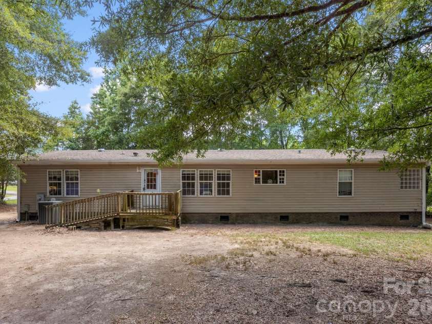 124 Lee Street, Richfield, NC 28137.  MLS# CAR4399770, YatesRealty ID 35135. 