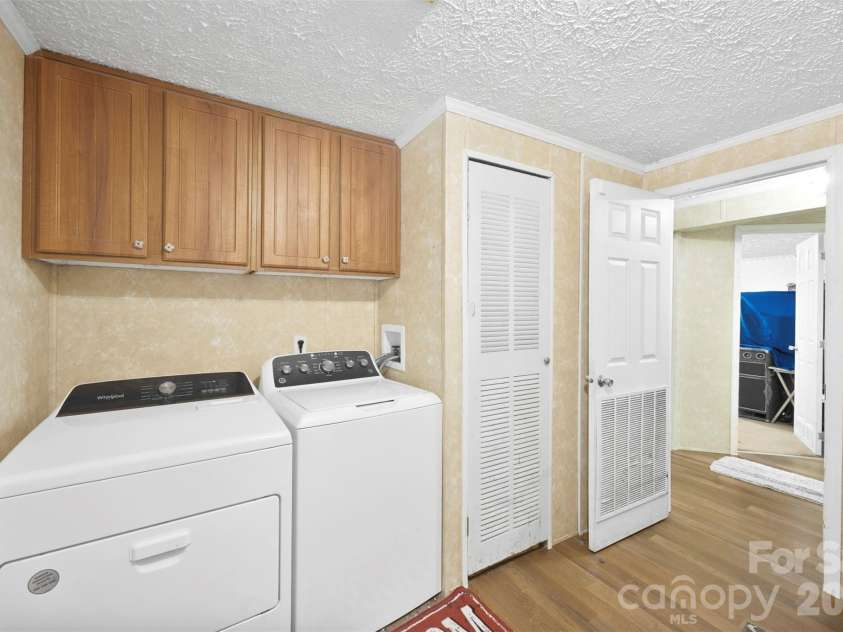 124 Lee Street, Richfield, NC 28137.  MLS# CAR4399770, YatesRealty ID 35135. Laundry Room