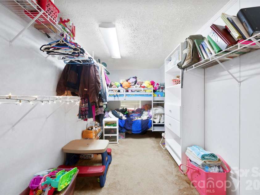 124 Lee Street, Richfield, NC 28137.  MLS# CAR4399770, YatesRealty ID 35135. Primary Closet
