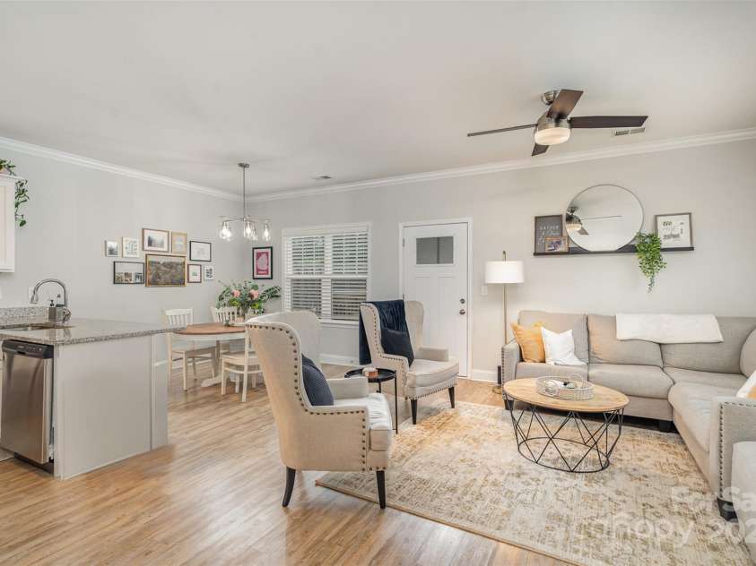 2024 Summey Avenue, Charlotte, NC 28205.  MLS# CAR4284719, YatesRealty ID 35135. 