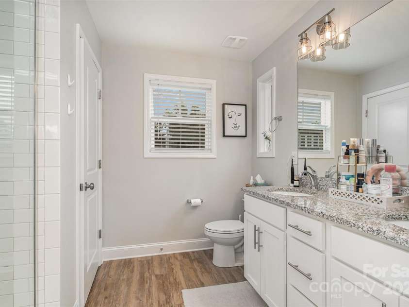 2024 Summey Avenue, Charlotte, NC 28205.  MLS# CAR4284719, YatesRealty ID 35135. 