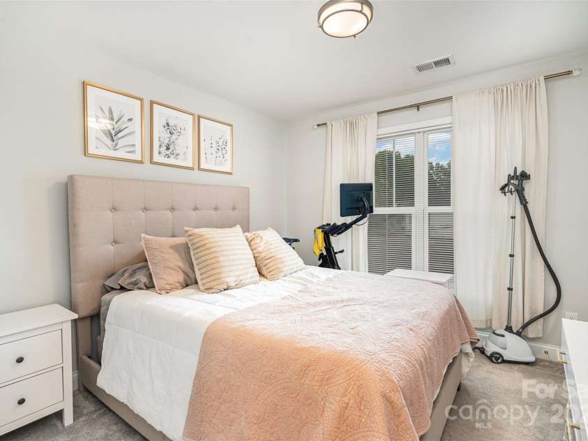 2024 Summey Avenue, Charlotte, NC 28205.  MLS# CAR4284719, YatesRealty ID 35135. Bedroom