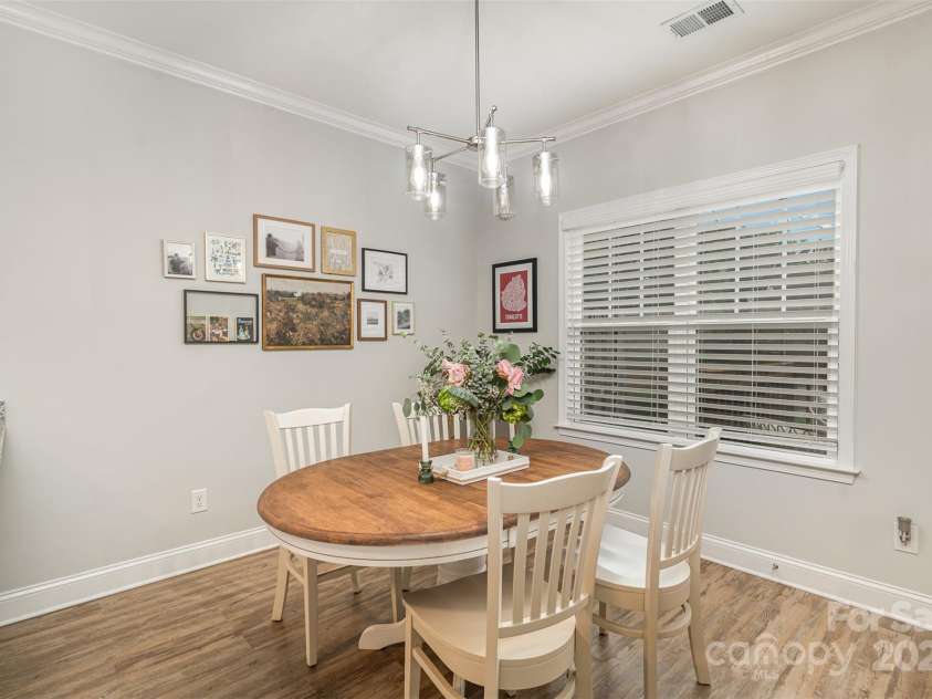 2024 Summey Avenue, Charlotte, NC 28205.  MLS# CAR4284719, YatesRealty ID 35135. Dining Room