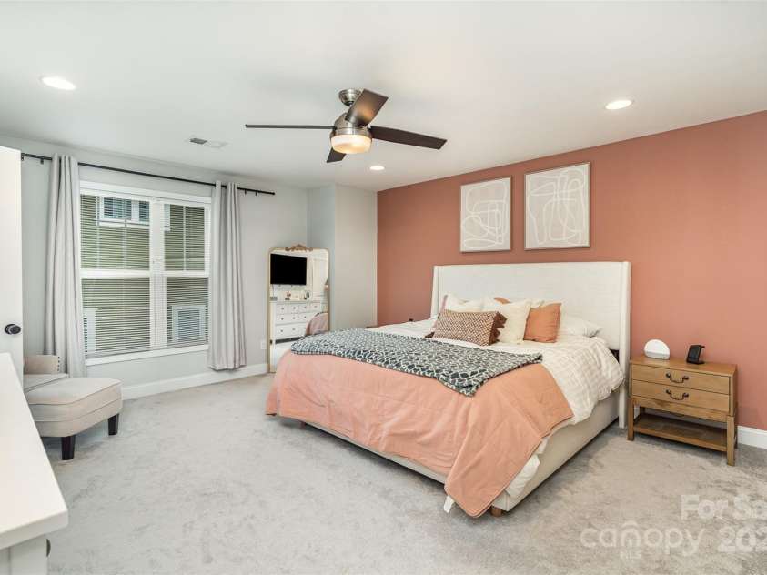 2024 Summey Avenue, Charlotte, NC 28205.  MLS# CAR4284719, YatesRealty ID 35135. Primary Bedroom