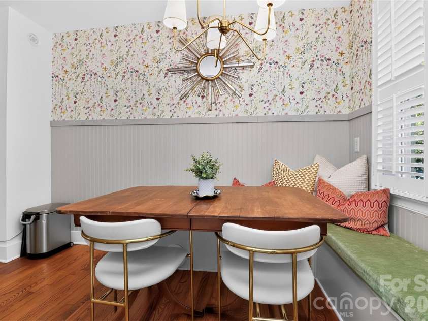219 Wakefield Drive, Charlotte, NC 28209.  MLS# CAR4396863, YatesRealty ID 35136. 