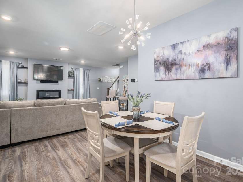 644 Heron View Drive, York, SC 29745.  MLS# CAR4286952, YatesRealty ID 35136. 