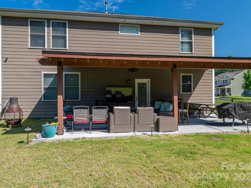 644 Heron View Drive, York, SC 29745.  MLS# CAR4286952, YatesRealty ID 35136. 