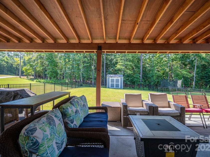 644 Heron View Drive, York, SC 29745.  MLS# CAR4286952, YatesRealty ID 35136. 