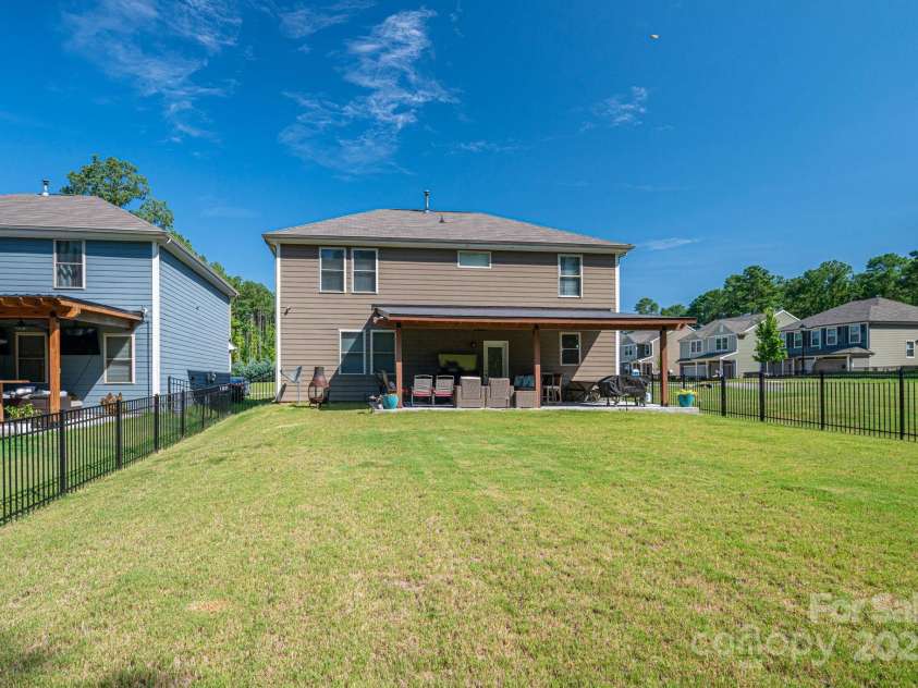 644 Heron View Drive, York, SC 29745.  MLS# CAR4286952, YatesRealty ID 35136. 