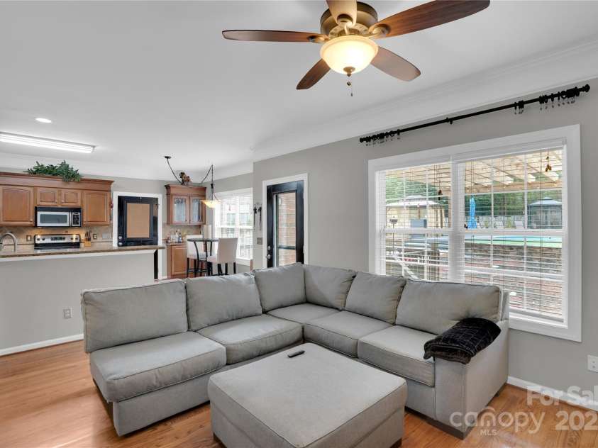 108 Wharton Lane, Columbia, SC 29229.  MLS# CAR4291550, YatesRealty ID 35138. 