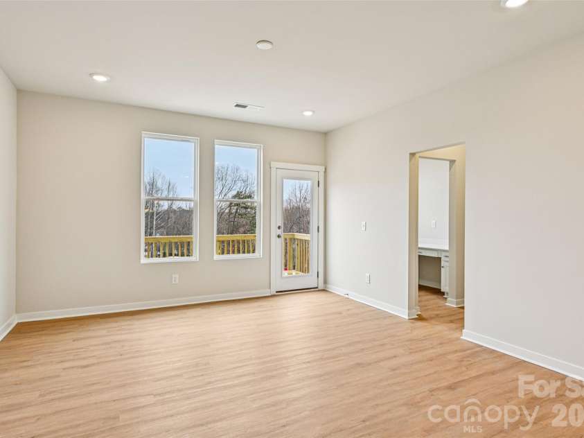 13228 Knockturn Alley, Huntersville, NC 28078.  MLS# CAR4396740, YatesRealty ID 35138. 