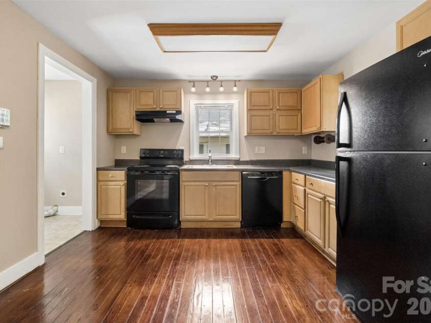 202 Hargrave Street, Wadesboro, NC 28170.  MLS# CAR4400504, YatesRealty ID 35139. 