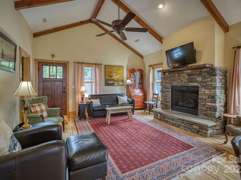 381 Scenic Overlook Drive, Nebo, NC 28761.  MLS# CAR4294911, YatesRealty ID 3514. 