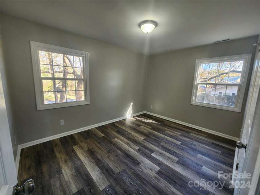 3935 Amerigo Street, Charlotte, NC 28208.  MLS# CAR4204838, YatesRealty ID 3514. Bedroom or Home Office