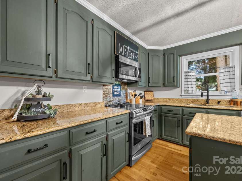 8900 Old Concord Road, Salisbury, NC 28146.  MLS# CAR4295325, YatesRealty ID 35140. 