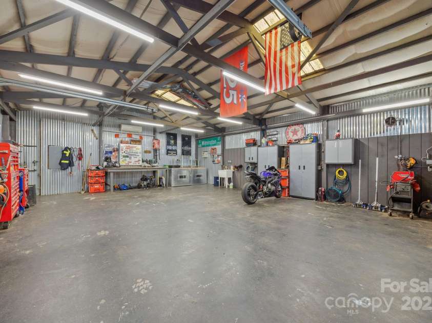 8900 Old Concord Road, Salisbury, NC 28146.  MLS# CAR4295325, YatesRealty ID 35140. 