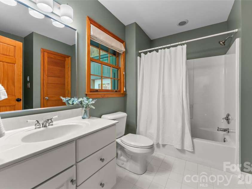 287 Dvdisdi Court, Brevard, NC 28712.  MLS# CAR4358240, YatesRealty ID 35141. Full Bath on Main