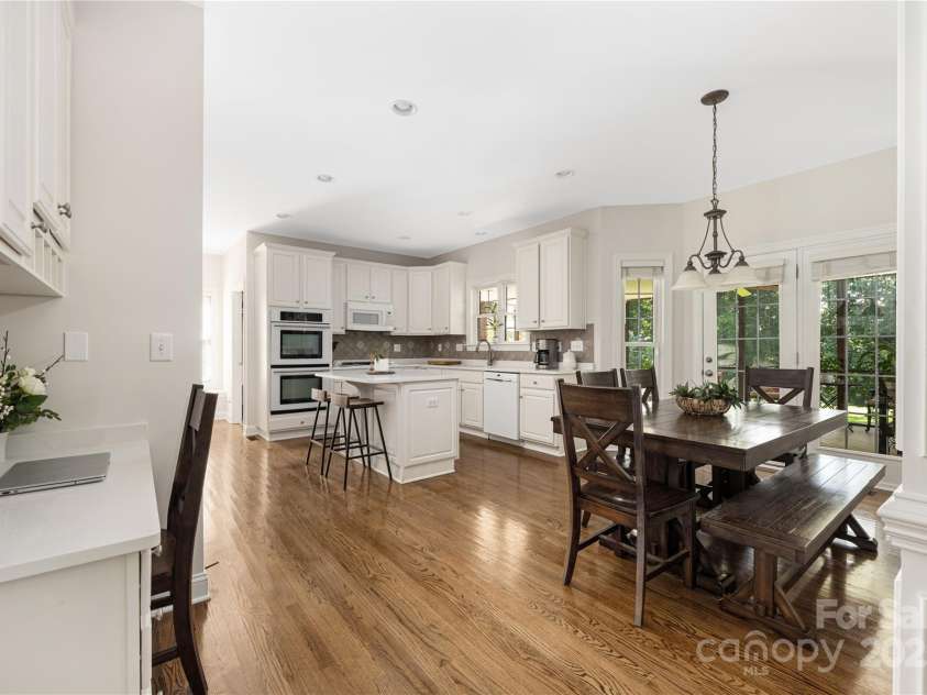 9603 Devonshire Drive, Huntersville, NC 28078.  MLS# CAR4292851, YatesRealty ID 35141. 
