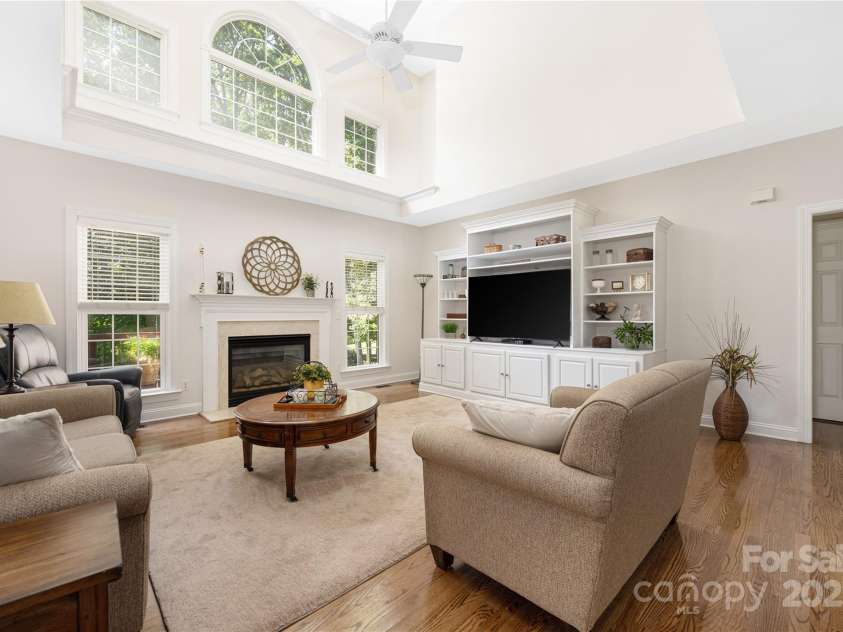 9603 Devonshire Drive, Huntersville, NC 28078.  MLS# CAR4292851, YatesRealty ID 35141. Separation of space yet open to the kitchen.  Guest room with full bath right outside the bedroom is in the right corner of this picture.