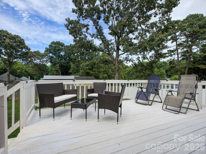 1278 Morrocroft Trail, Gastonia, NC 28054.  MLS# CAR4397819, YatesRealty ID 35142. 14'x16' Deck